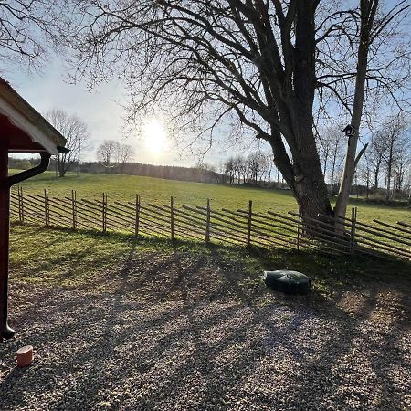 Naturskoent Boende Naera Skoevde Luaran gambar