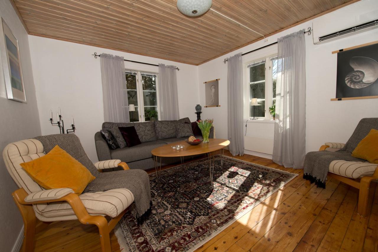 Naturskoent Boende Naera Skoevde Luaran gambar