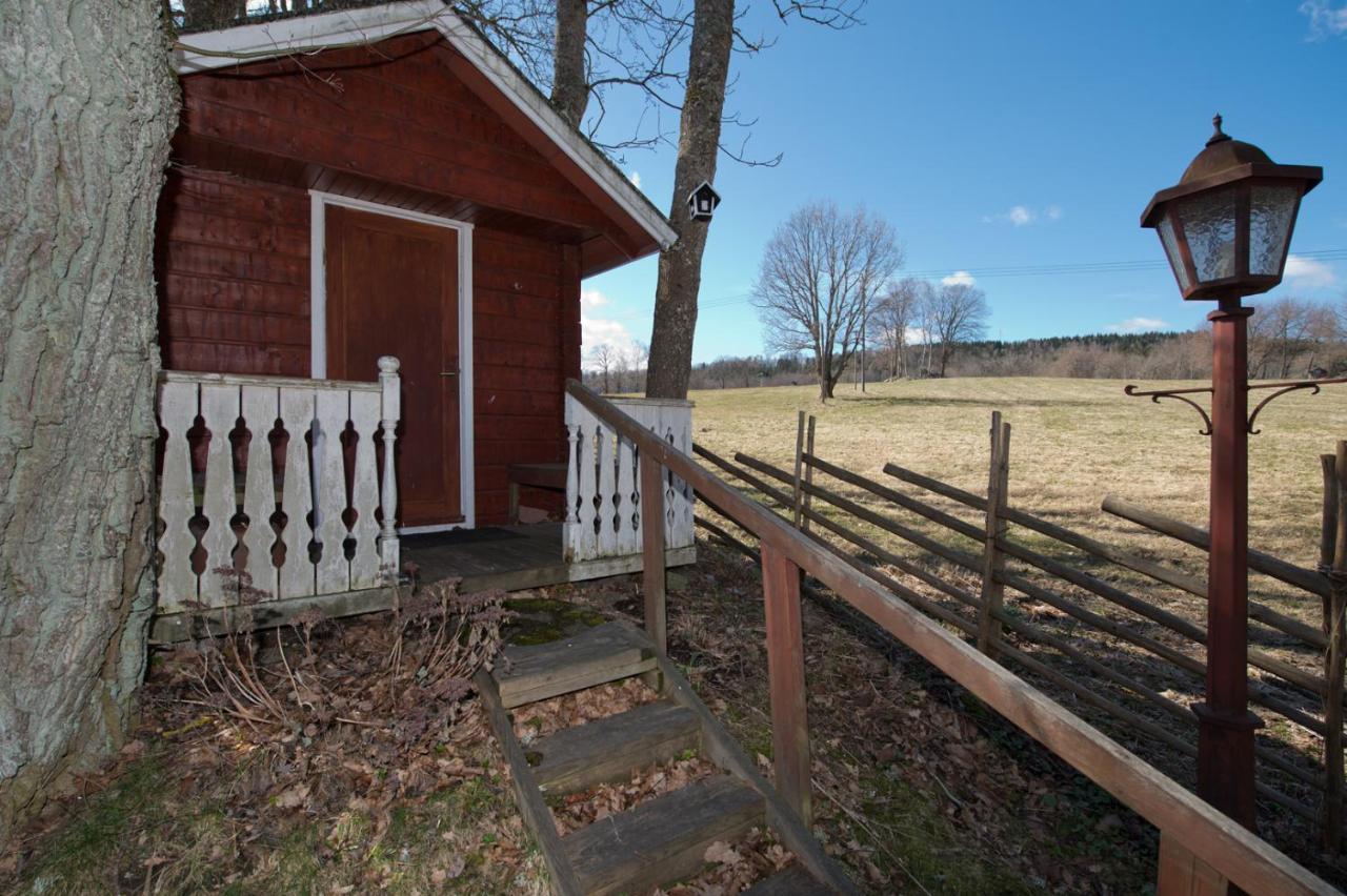 Naturskoent Boende Naera Skoevde Luaran gambar